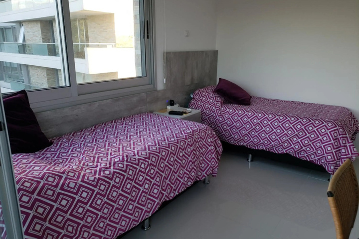 Room 5 of 31