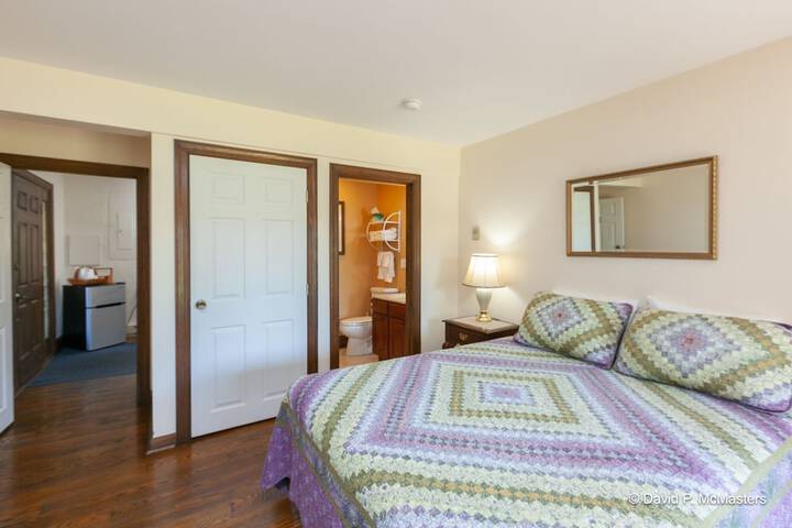 Room 33 of 42
