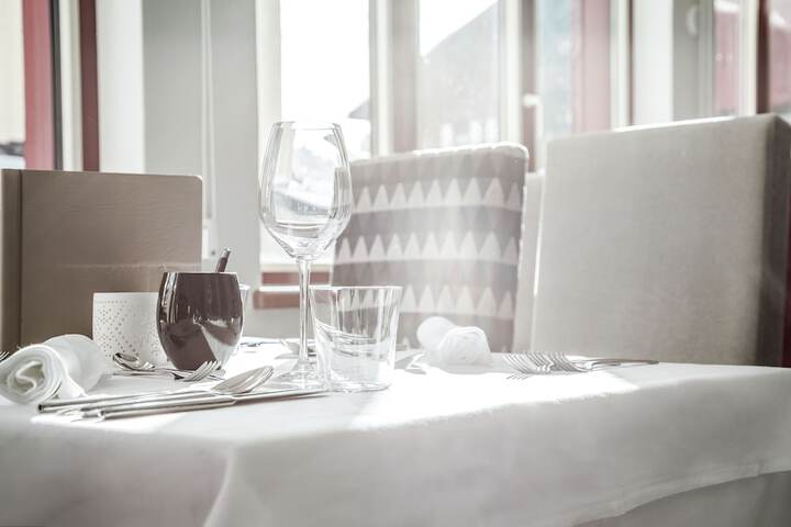 Dining 46 of 51