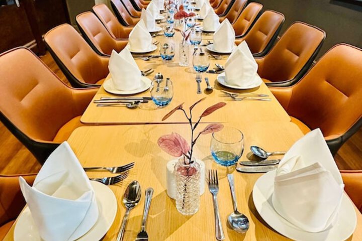 Dining 165 of 295