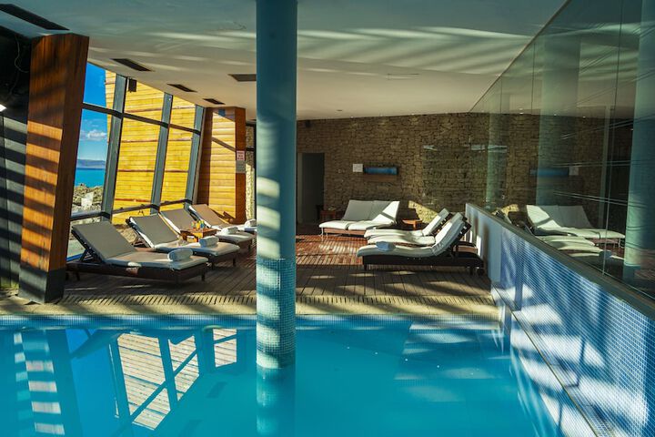 Pools & Facilities