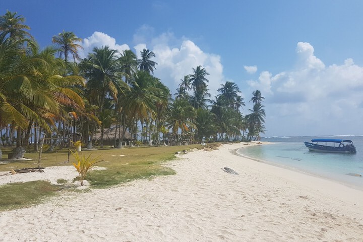 Beach 16 of 18