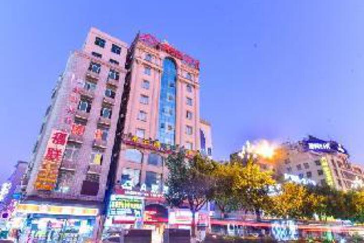 A Home Chain Hotel (Jinjiang Airport Huzhong)