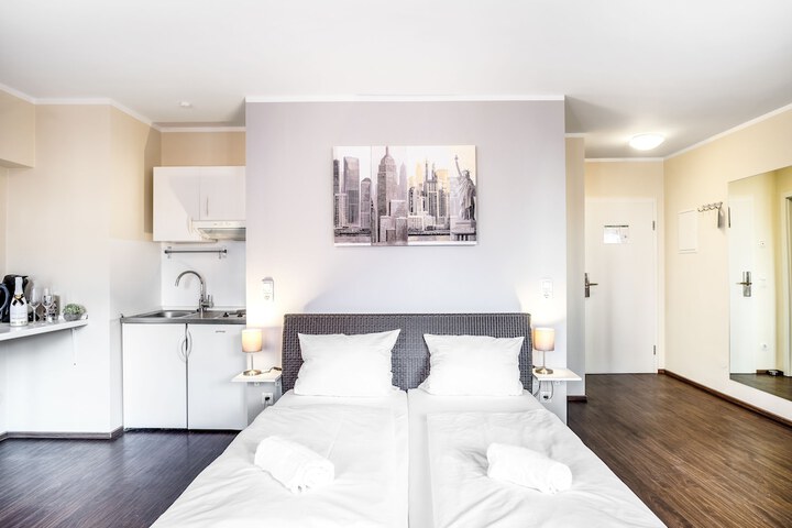 Room 9 of 61