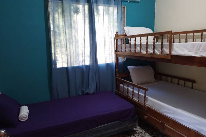 Room 4 of 37