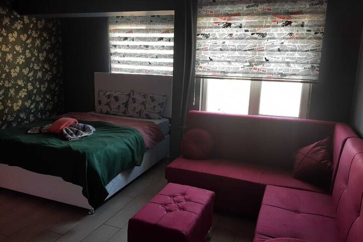 Room 5 of 25