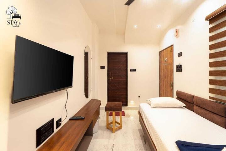 Room 5 of 26