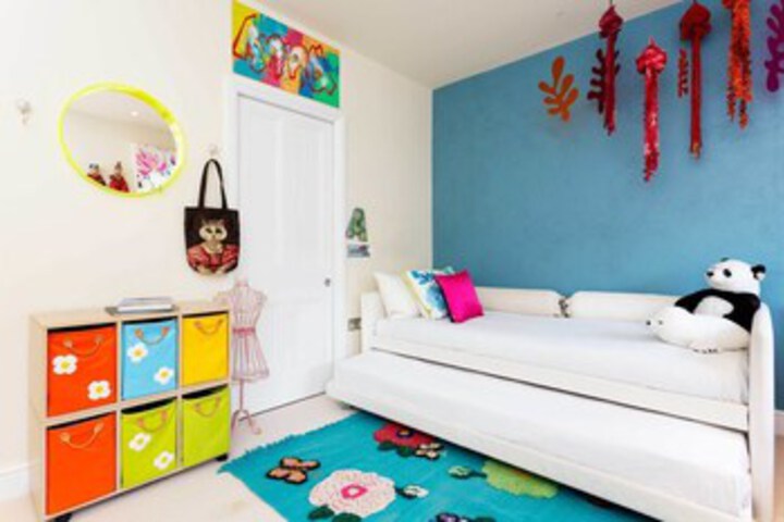Room 9 of 30