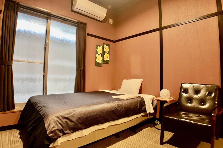 Room 15 of 79