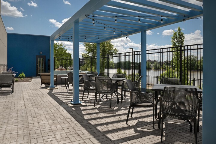 Terrace/Patio 36 of 38