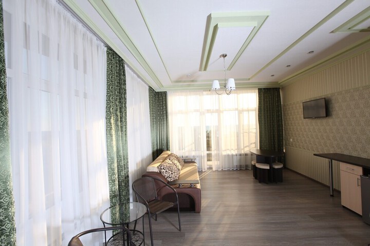 Room 49 of 86