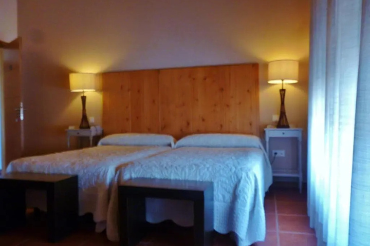 Room 2 of 11