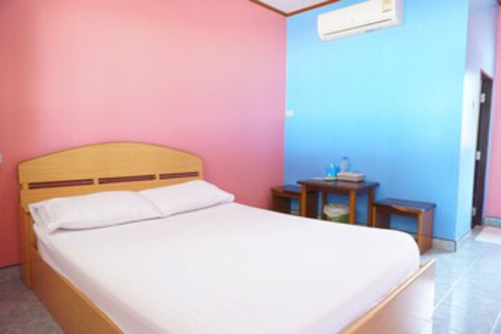 Room 16 of 25