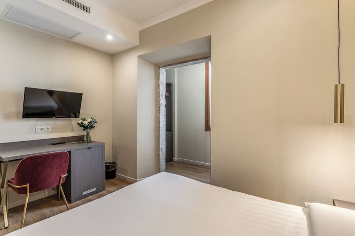 Room 31 of 54