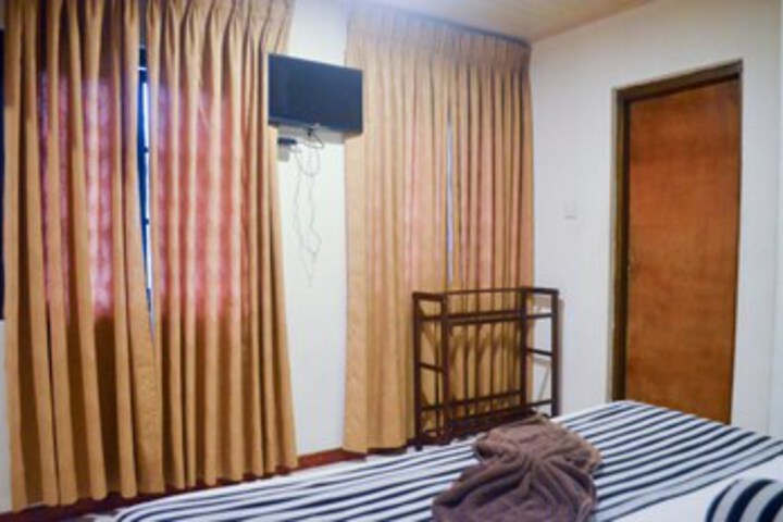 Room 16 of 22