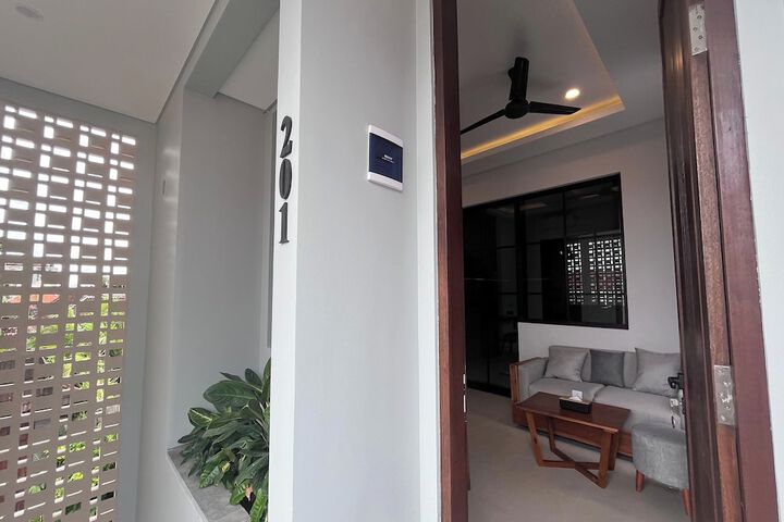 Room 54 of 86