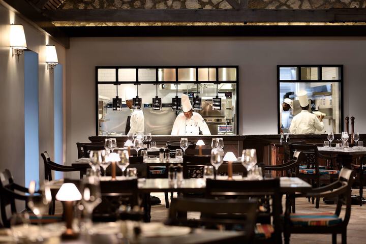 Dining 97 of 157