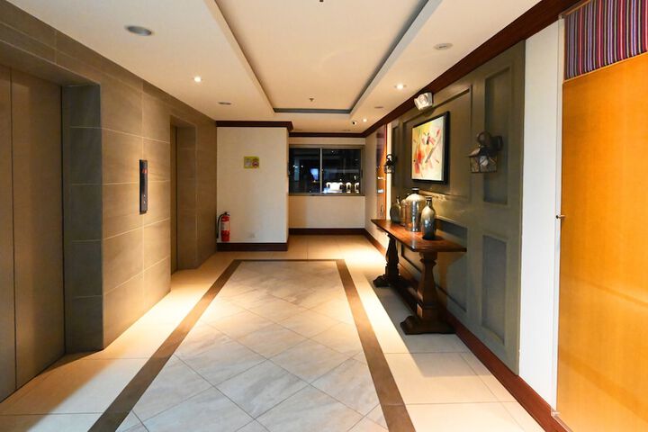 Ballroom/Hall 47 of 52