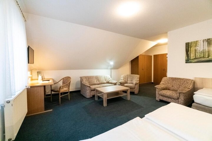 Room 22 of 54