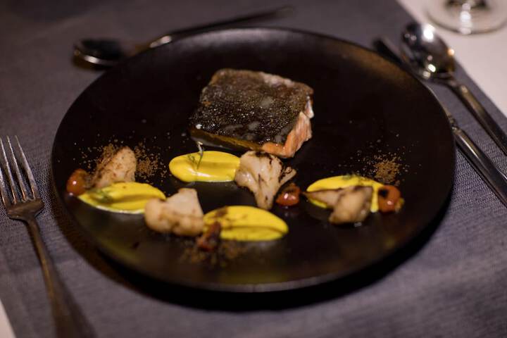 Dining 64 of 87