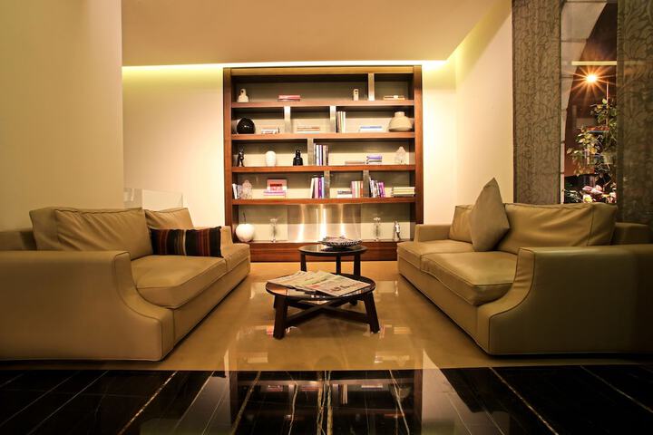 Lobby Entry