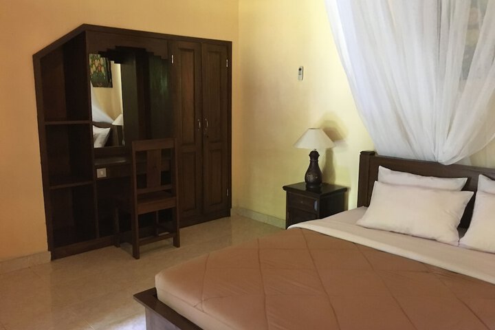Room 18 of 79