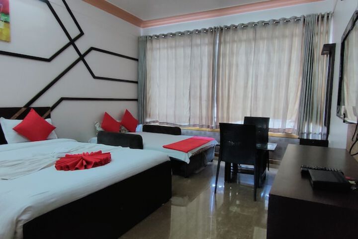 Room 6 of 44