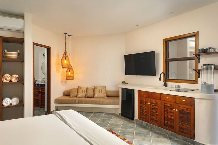 Room 21 of 81
