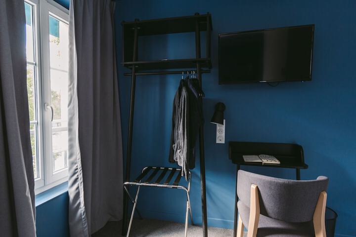 Room 12 of 75
