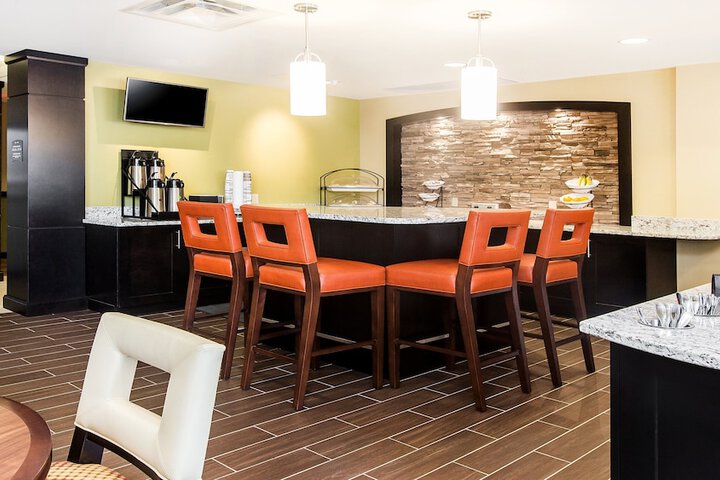 Breakfast/Coffee Service 40 of 57