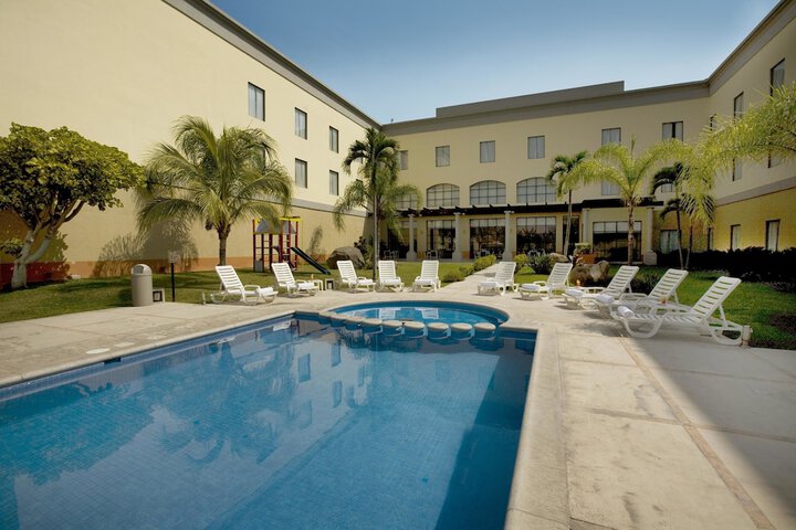 Pool Hotel