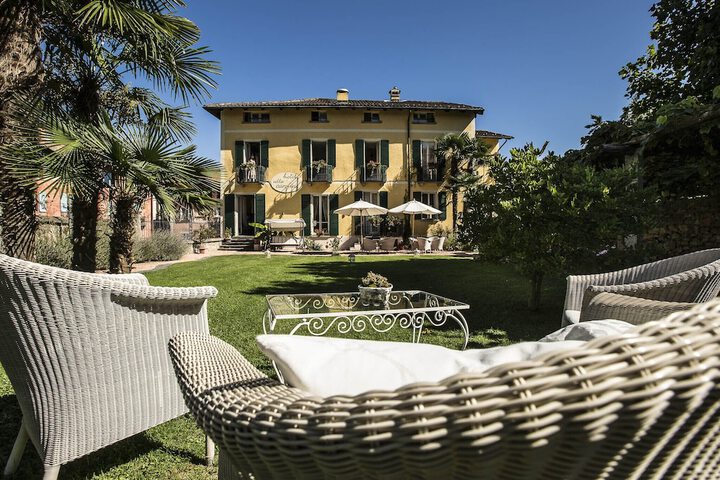 Swiss Historic Hotel Villa Carona in Lugano
