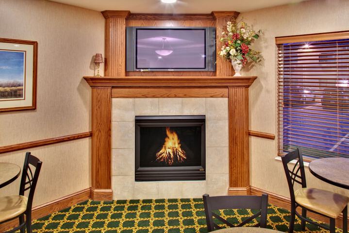 Breakfast/Coffee Service 46 of 73