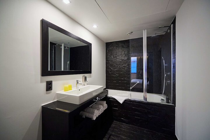 Clean Restrooms