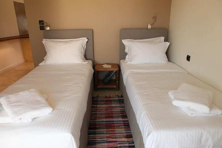 Room 6 of 35