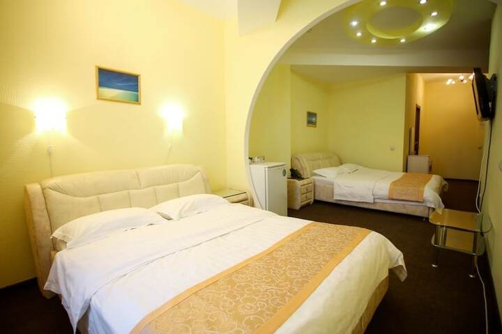 Room 21 of 26