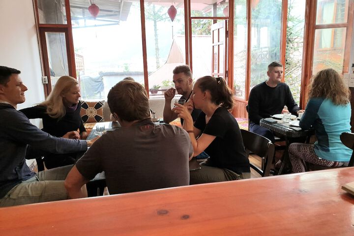 Dining 25 of 31