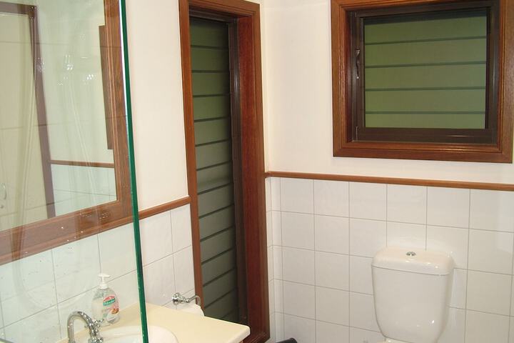 Room 19 of 35