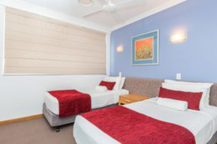 Room 26 of 107