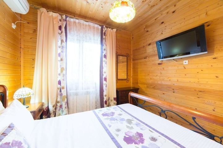 Room 46 of 158