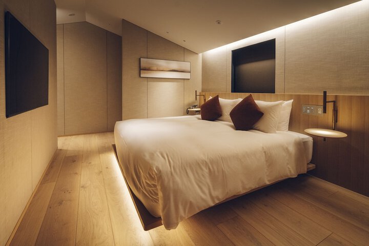 Room 32 of 131