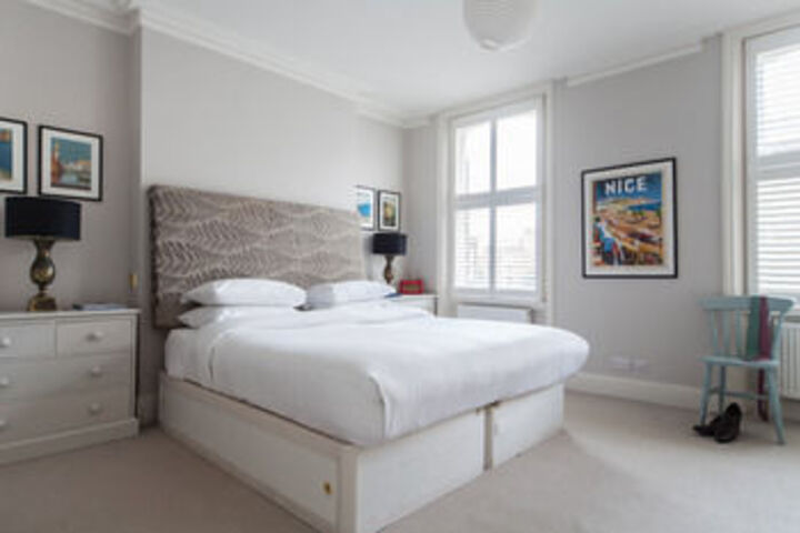 Room 55 of 166