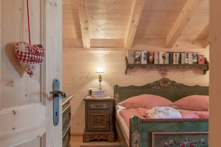 Room 4 of 58