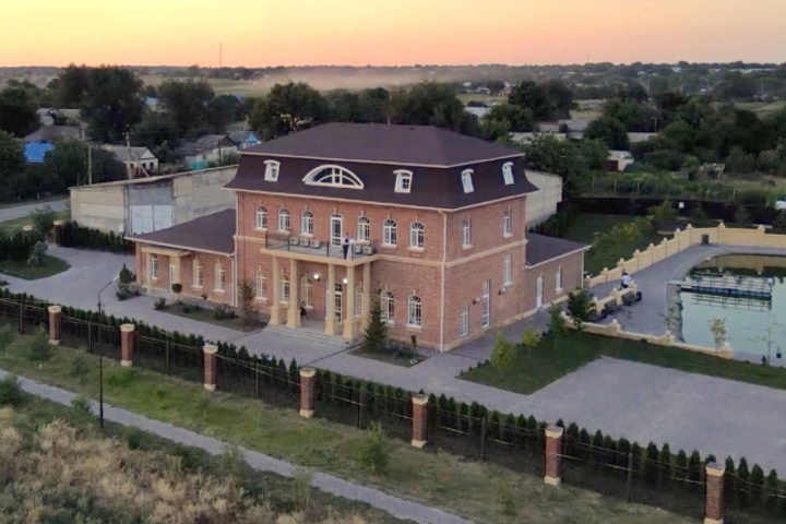 Staraya Melnitsa Hotel