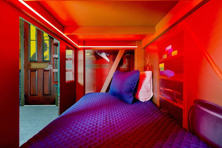 Room 3 of 30