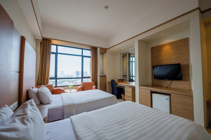 Room 28 of 56