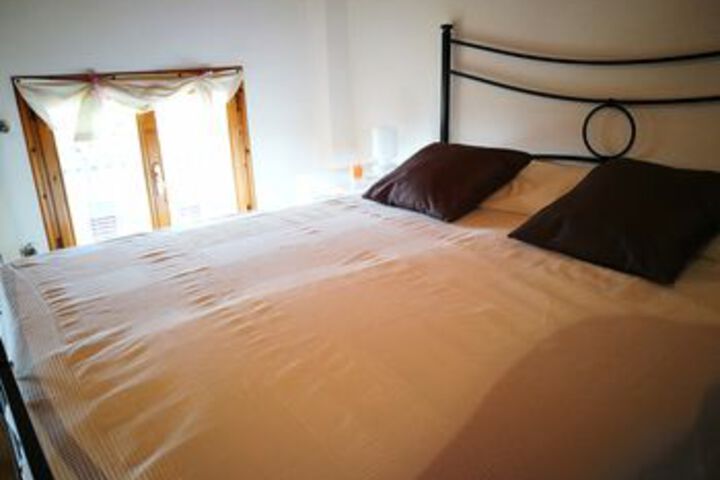 Room 42 of 98