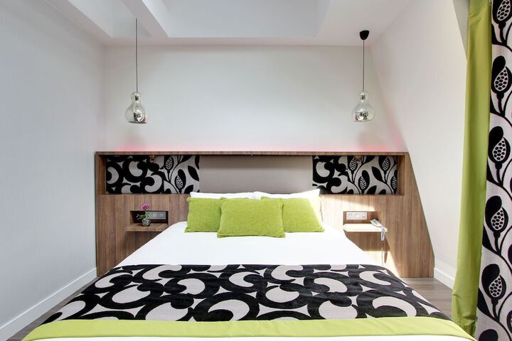 Room 20 of 42