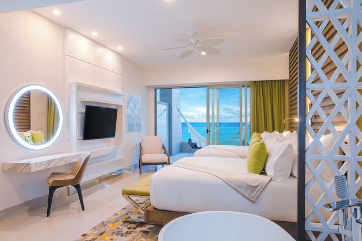 Room 50 of 139