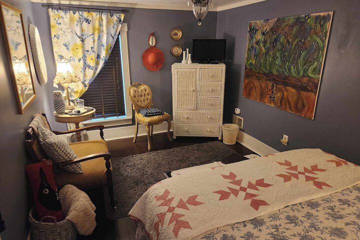 Room 11 of 46